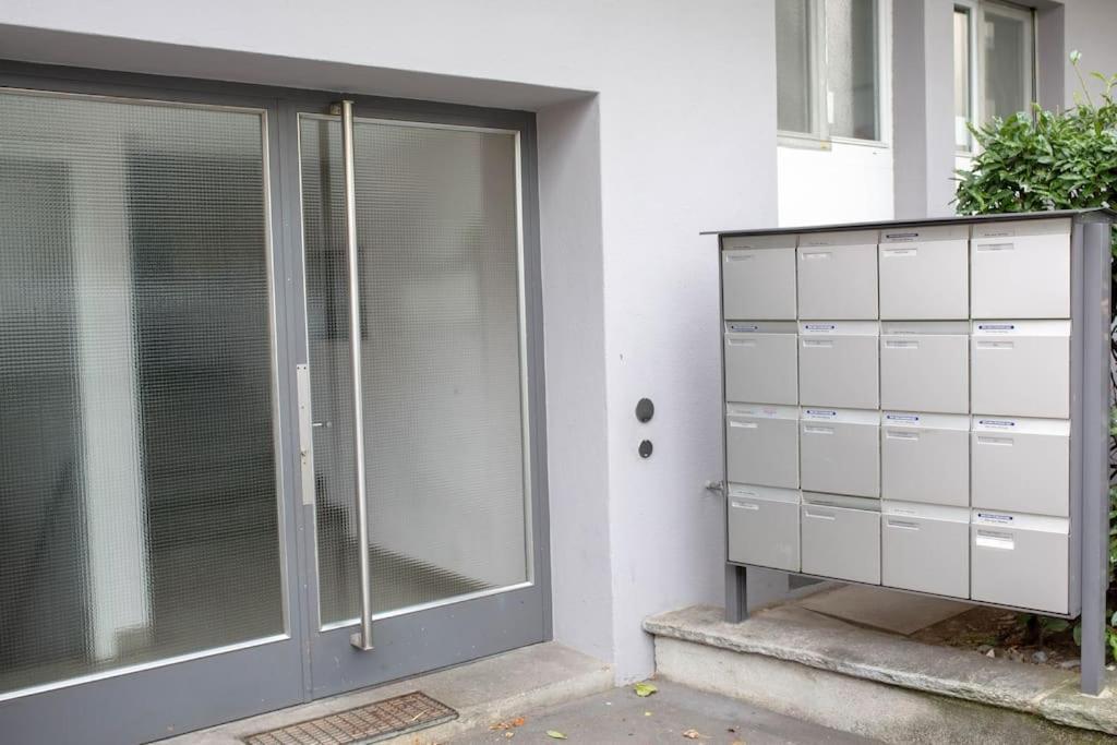 Apartment And Big 1 Bedroom Flat Center/near Zürich